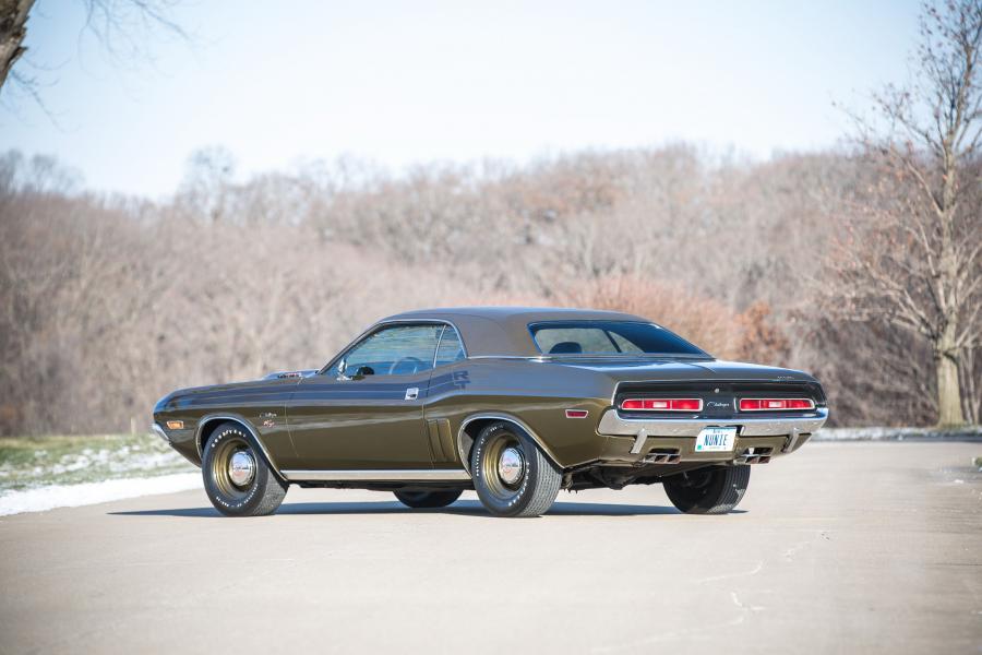  Dodge Challenger R/T 426/425 HP Hemi 1971 года  (фото 13 из 23)